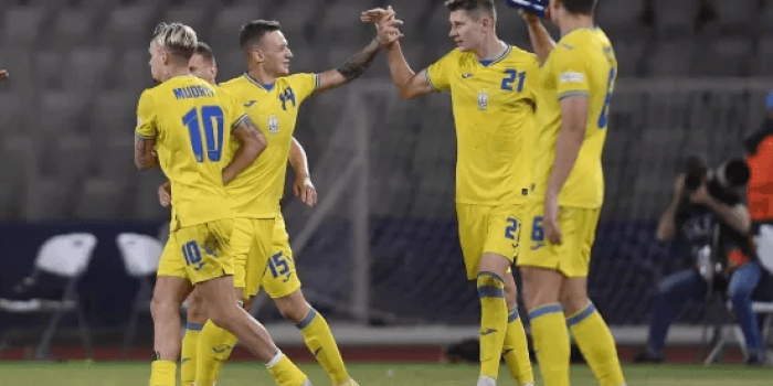 alt 1-2. Dovbyk cita a Ucrania con Islandia en busca de la Eurocopa